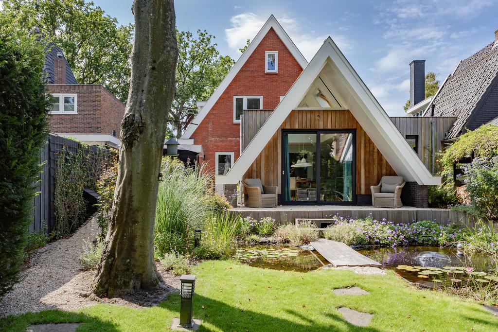 Bergen Dokter van Peltlaan 37